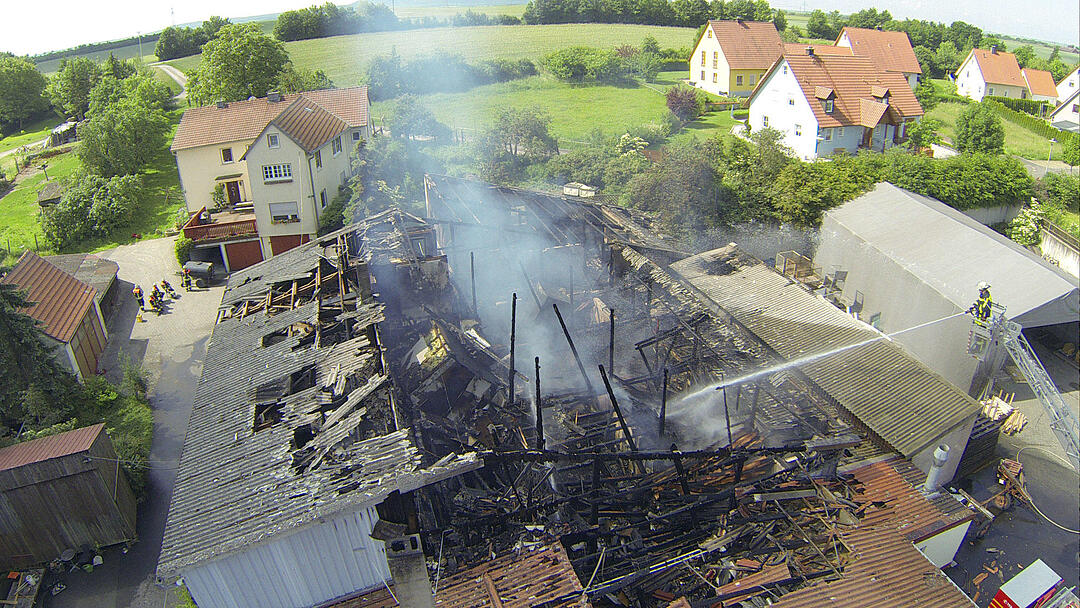 Gro&szlig;brand in Schreinerei