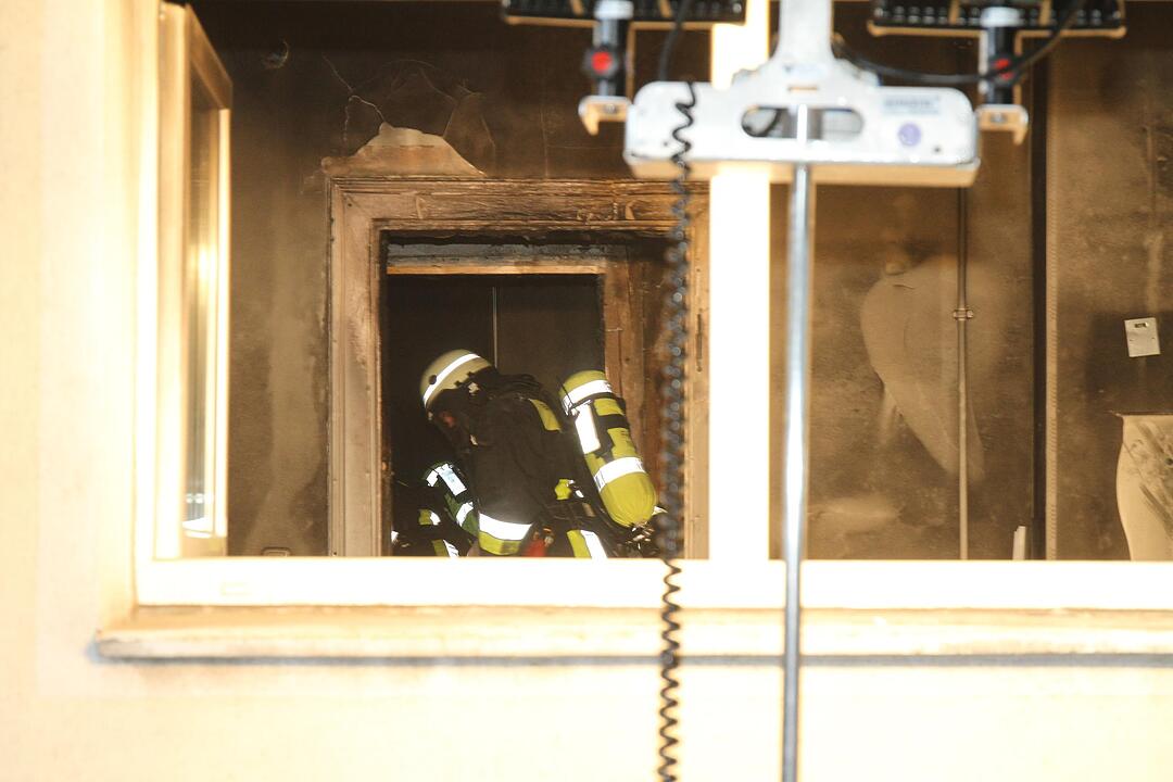 Wohnung in Flammen