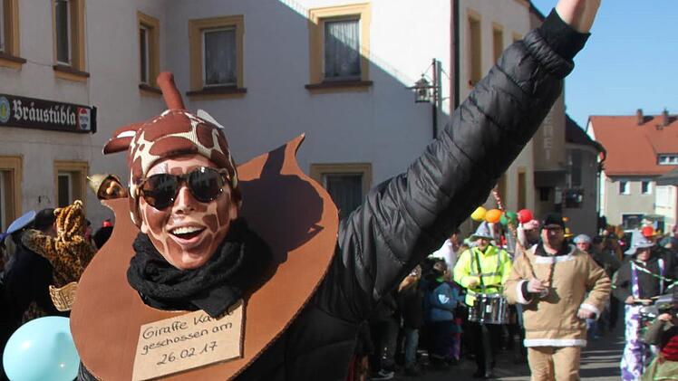 Marktplatztreiben in Stadtsteinach Foto: Jürgen Gärtner