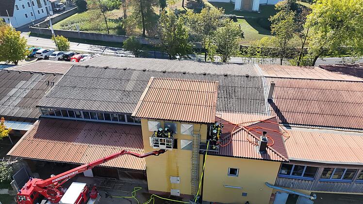 Brennender Sp&auml;nebunker in Wiesentheid: 19 Stunden langer Einsatz