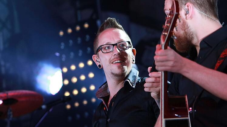 Seiler & Speer begeisterten das Publikum im Schlosshof von Tambach. Foto: Jochen Berger