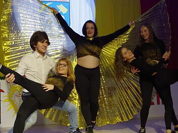 Die Showtanzgruppe zeigte wieder einen beeindruckenden Auftritt.  Fotos: Veronika Schadeck