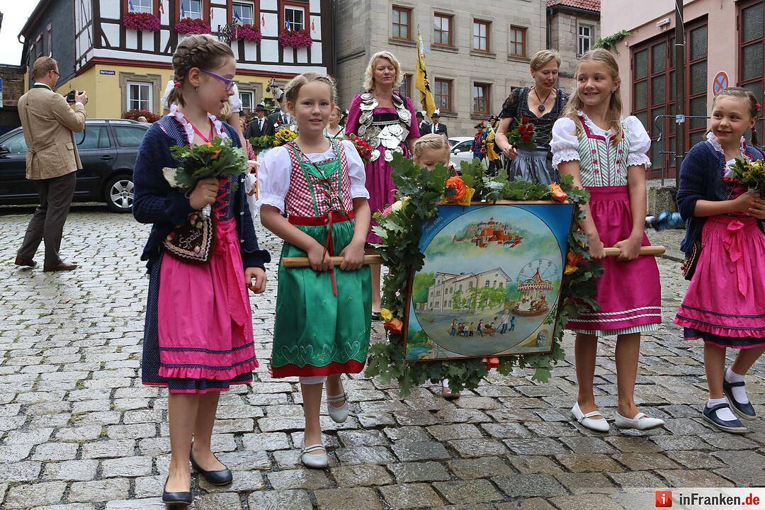 Kronacher Freischießen: Schützenauszug