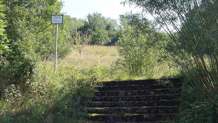 Was in Werberg übrig blieb: die Treppe zum Exerzierplatz.  Foto: Stephanie Elm