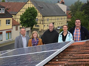 Heinz Balling, Renate Kersten (Aufsichtsrat der Gesellschaft), Pater Markus Reis, Johanna Düring, Thomas Kirchner Foto: Björn Hein