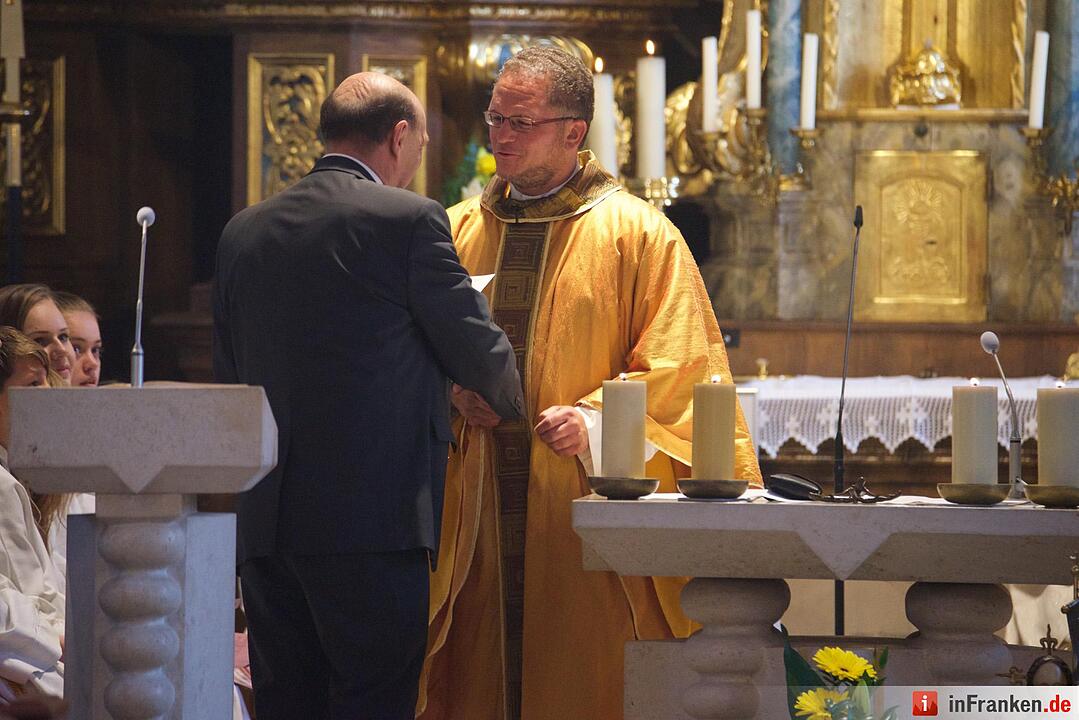 Nach einjähriger Kirchensanierung: Hannberg feiert die Wiedereröffnung der Wehrkirche der Pfarrei Geburt Mariens Hannberg