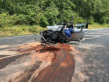 Frau bei Unfall schwer verletzt