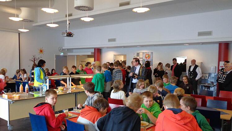 Finnische Schüler erhalten täglich ein kostenfreies Mittagessen.