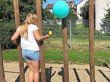 Der Eierlaufkletterparcours auf dem Spielplatz in Welkenbach war nur eines von vielen Angeboten des Ferienprogramms.