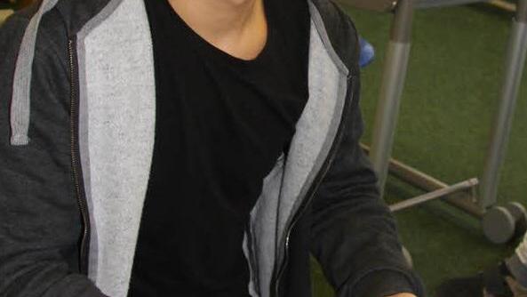 Ahmed Eizeddin (16) ist wissbegierig. Er hat sich einen ganzen Block voller Wörter notiert, die er unbedingt wissen muss.