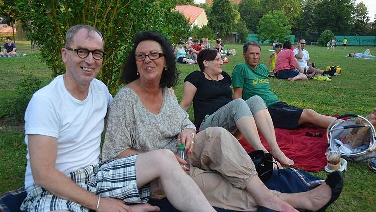 Festival-Atmospräre im Luitpoldpark. Foto: Peter Rauch