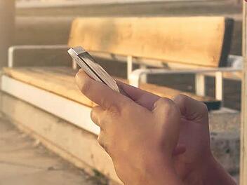 Morddrohungen hat ein Mädchen von einer unbekannten Nummer bekommen. Symbolfoto: Pexels/Pixabay