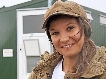 Claudia Brandt-Pecher ist &auml;u&szlig;erst naturverbunden.  Foto: Andreas Hofbauer
