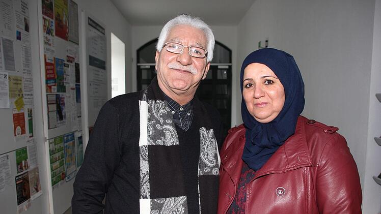 Abduluhab und Mona Albadri flohen aus Bagdad. Die Iraker sind nur geduldet, was der 59-Jährige als Widerspruch zu der Herzlichkeit empfindet, die ihm in Deutschland sonst widerfährt. Foto: Andreas Schmitt