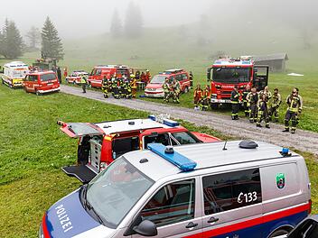 Kleinflugzeug in Österreichs Bergen abgestürzt