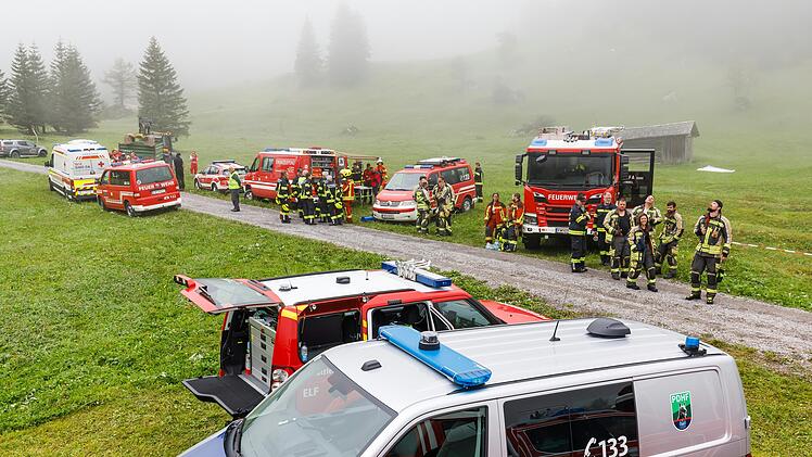 Kleinflugzeug in Österreichs Bergen abgestürzt