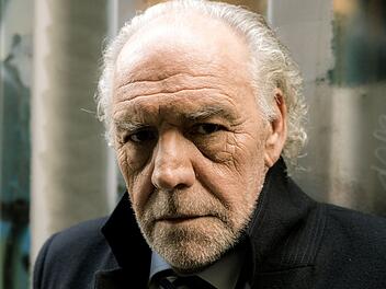 Schauspieler Christian Kohlund wird 75 Jahre alt. Schon zu Zeiten der "Schwarzwaldklinik" (1985 bis 1989) war er ein Star. Heute freut sich der Schweizer Melancholiker über seine Familie und den Erfolg seiner Reihe "Der Zürich-Krimi".