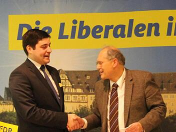 Jens-Uwe Peter (links) ist OB-Kandidat der FDP und führt auch die Liste für die Stadtratswahl an. Auf Platz 2 kandidiert Kreisvorsitzender Ulrich Herbert (rechts).