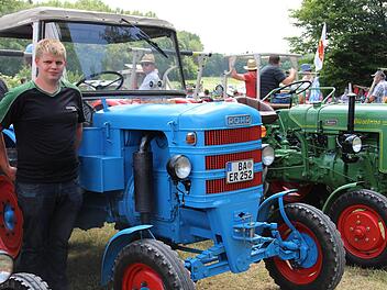 Der Röhr von Daniel Groh ist Baujahr 1951 und damit eines der ältesten Fahrzeuge am Platz. Foto: Katharina Müller-Sanke