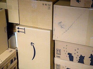 Kurz vor Weihnachten soll Zusteller 50 Pakete entsorgt haben