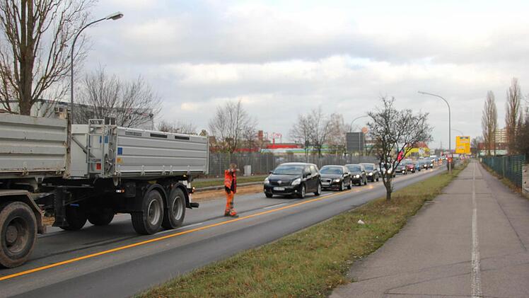 Es kam in beiden Fahrtrichtungen zu Staus. Foto: Sebastian Martin