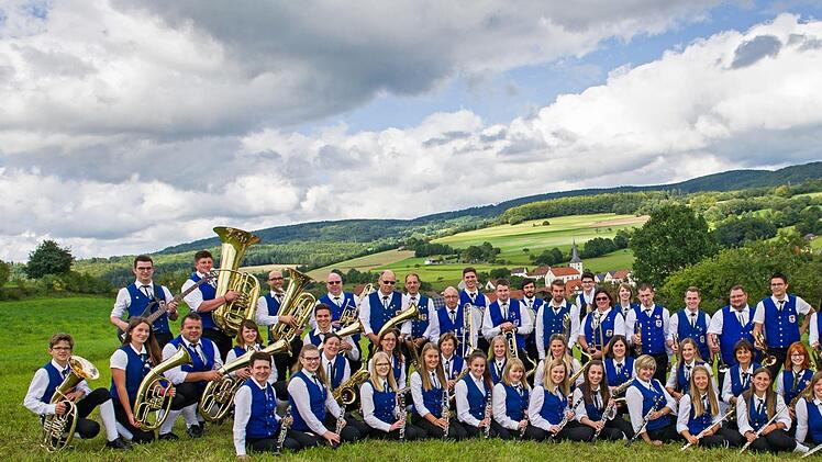 Die aktuelle musikalische Besetzung des JBO Scholz. Foto: Foto Fay