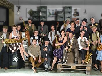 Karten f&uuml;r das Konzert des Blue Moon Orchestra am 30. Dezember gibt es bereits. Foto: privat