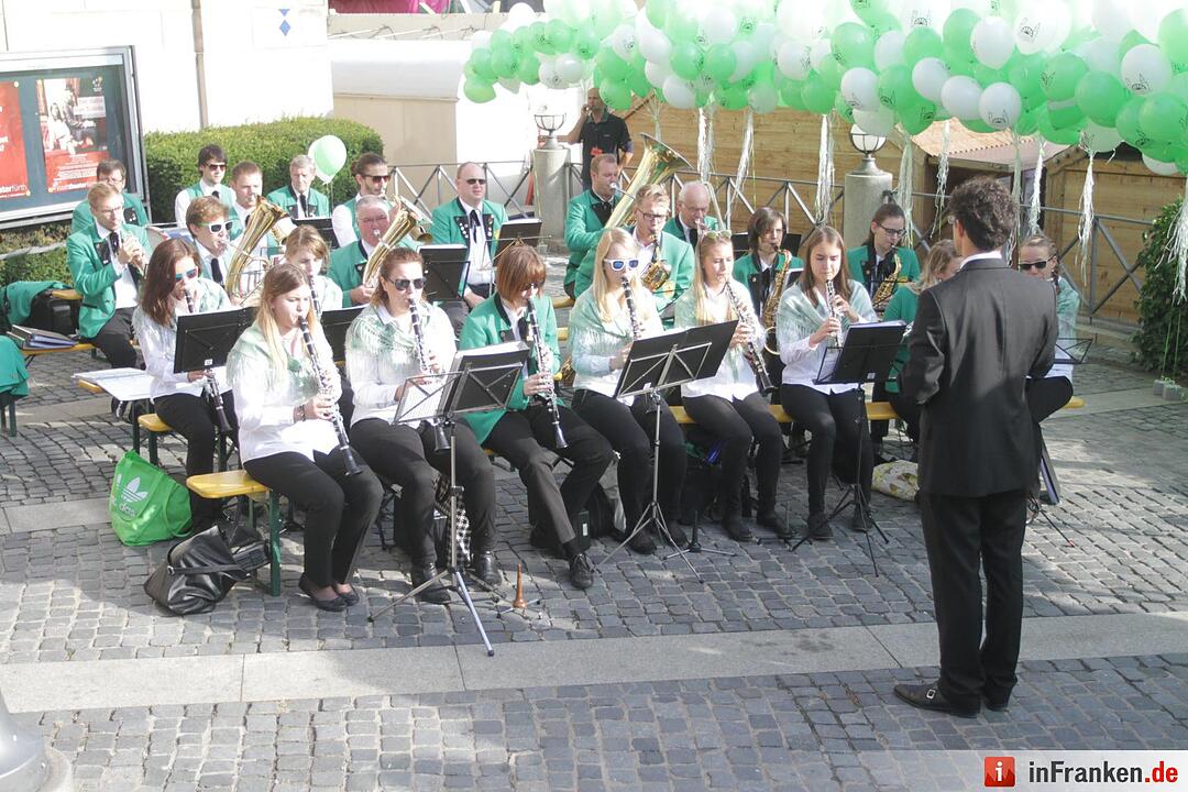 Fürther Michaeliskirchweih eröffnet