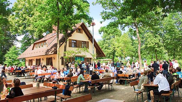 Die Kellerwaldsch&auml;nke Lunz in Willersdorf z&auml;hlt zu den beliebtesten Bierkellern im Raum Forchheim.