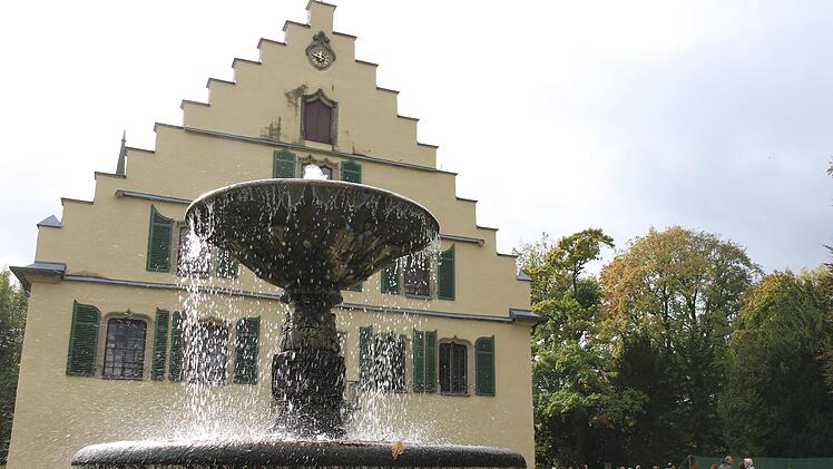 Brunnen im Schlossgarten Foto: Desombre