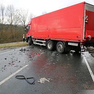 Mehrere Unfälle wegen Schneeglätte bei Döhlau