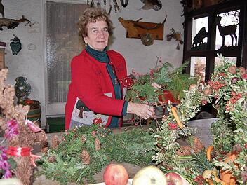 Immer im Grünen: Irmgard Heinrich (76), langjährige Vorsitzende des Kreisverbandes für Gartenbau und Landespflege, will im März den Vorsitz abgeben.  Foto: Sigismund von Dobschütz