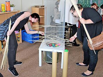 Spiele für Behinderte, die selbst gebaut werden können, wurden hier gezeigt. Dieter Britz