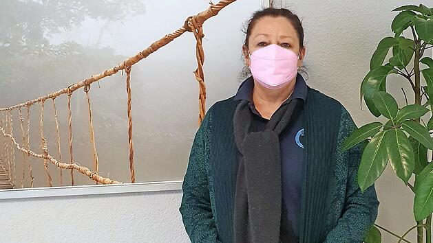 Die Vorsitzende des Vereins "Gemeinsam gegen Krebs", Martina Stauch, gibt Tipps f&uuml;r Krebspatienten.