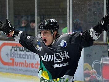 Lukas Lenk hatte mit seinem Doppelpack gegen Lindau großen Anteil am Sieg, durch den der HEC Rang 1 in Gruppe A sicherte.  Foto: Picturedreams