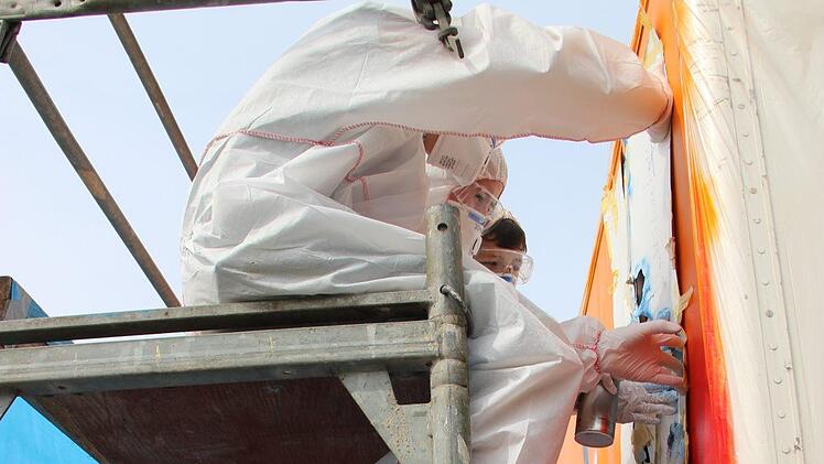 Containerprojekt des Münnerstädter Gymnasiums am Sportzentrum.Heike Beudert