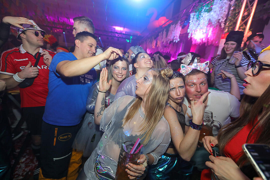 Beste Partystimmung in der Stadthalle