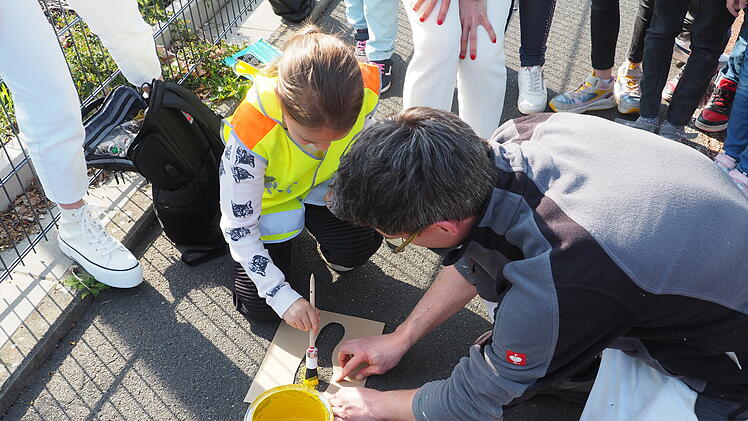 Bad Kissingen: Eigene Parkplätze für Eltern-Taxis - um "Verkehrschaos" entgegenzuwirken