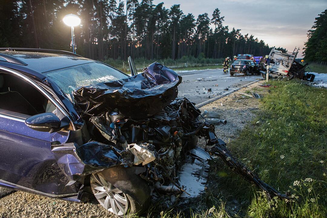 Schwerer Unfall bei Pleinfeld im Kreis Weißenburg-Gunzenhausen