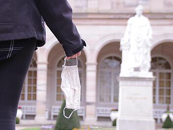 Ab Montag gelten deutschlandweit verschärfte Corona-Regeln. Benedikt Borst