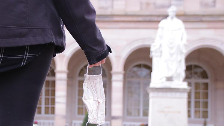 Ab Montag gelten deutschlandweit verschärfte Corona-Regeln. Benedikt Borst