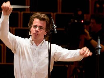 Jakub Hruša bei einer Probe mit den Bamberger Symphonikern Fotos: Barbara Herbst