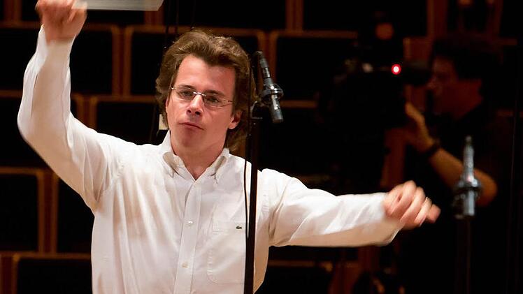 Jakub Hruša bei einer Probe mit den Bamberger Symphonikern Fotos: Barbara Herbst