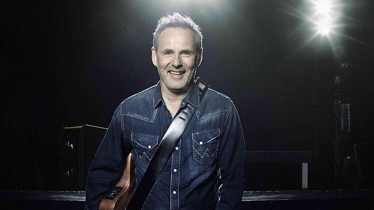 Musik sei sein "gro&szlig;er Sehnsuchtsort", sagt Reinhold Beckmann. Als Musiker hat er bislang drei Alben ver&ouml;ffentlicht.