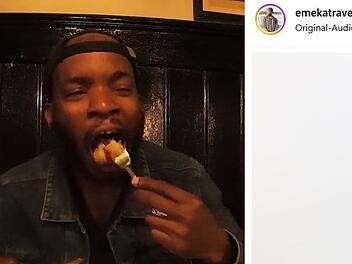 Eine Person isst in einem Restaurant und wirkt zufrieden. Es handelt sich um die erste Erfahrung mit fränkischem Essen im "Schlenkerla", dokumentiert von einem US-Influencer.