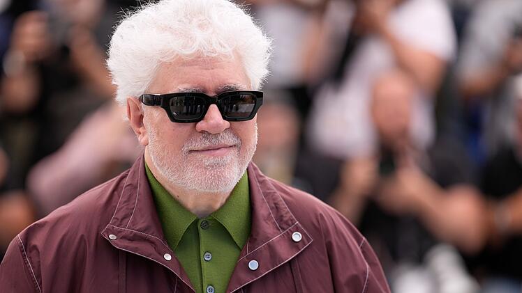 Filmfestival in Cannes - "Bitter Christmas"