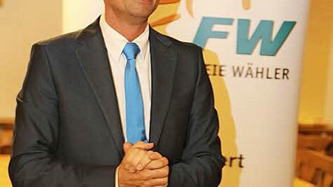 MdL Thorsten Glauber vor Ort in Schlaifhausen  Foto: Franz Galster
