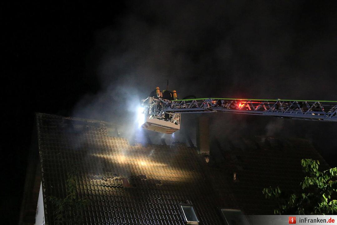 Blitzeinschlag in Gernach