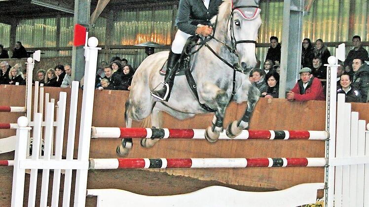 Der unterfränkische Erfolgsreiter Ludwig Dellert gilt beim Saisonauftakt in Sonnefeld-Bieberbach als einer der Lokalmatadoren. Foto: Oelzner