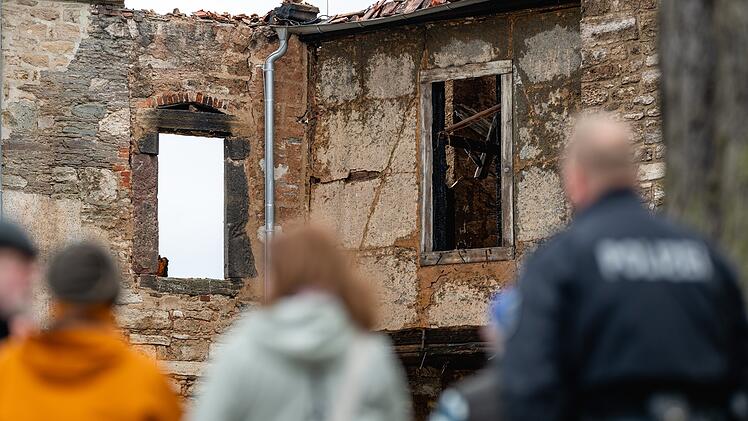 Feuer besch&auml;digt Burg aus 12. Jahrhundert